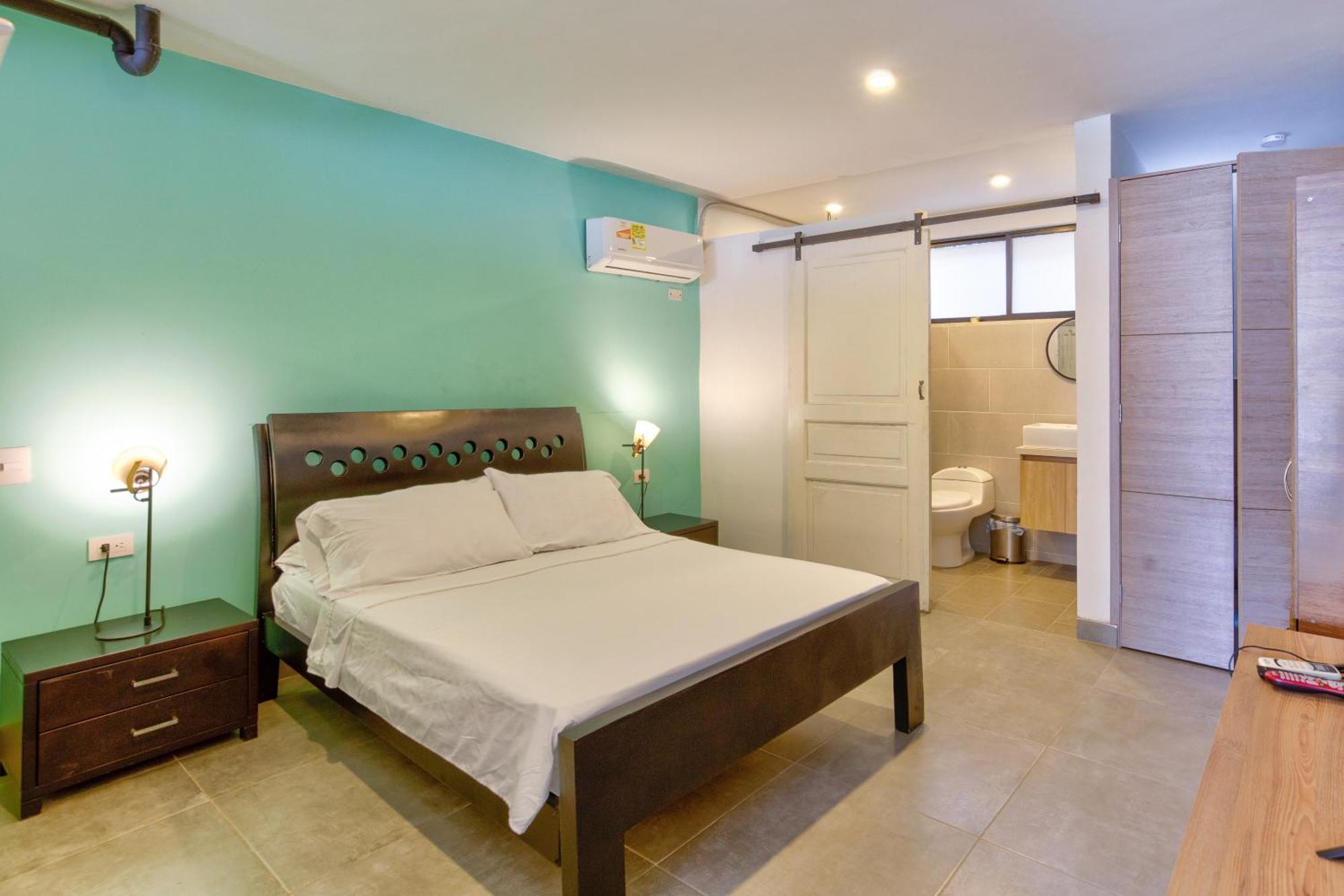 Moonshine Boutique Hostal كالي المظهر الخارجي الصورة