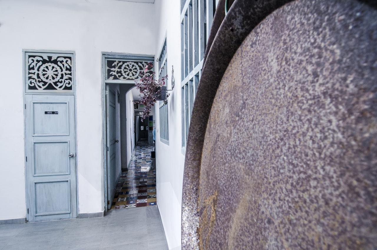 Moonshine Boutique Hostal كالي المظهر الخارجي الصورة